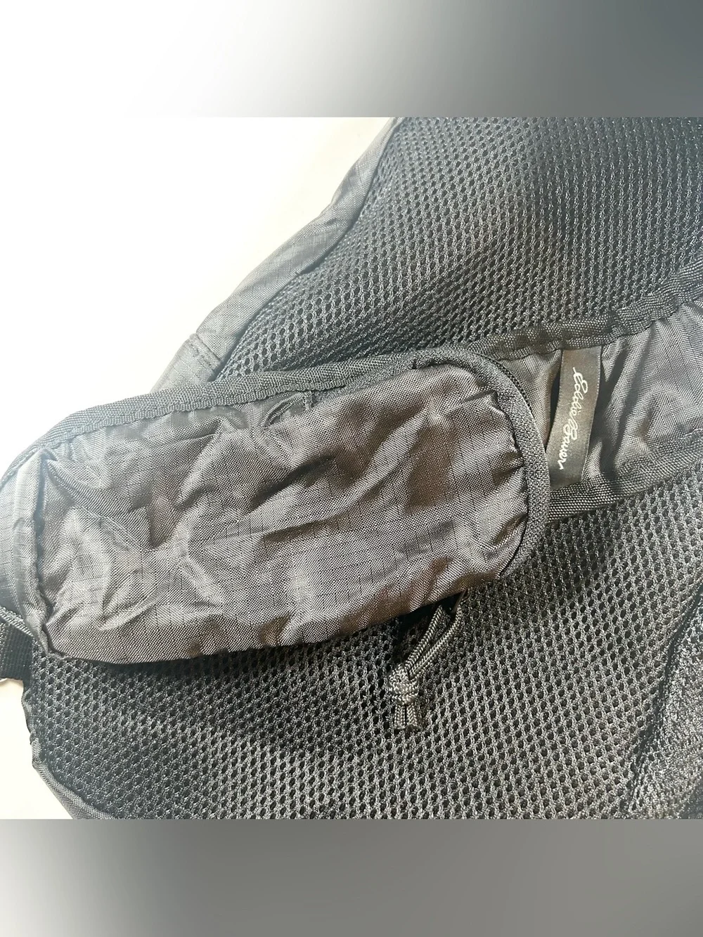Eddie Bauer Stowaway 10L Sling Pack Bag Backpack